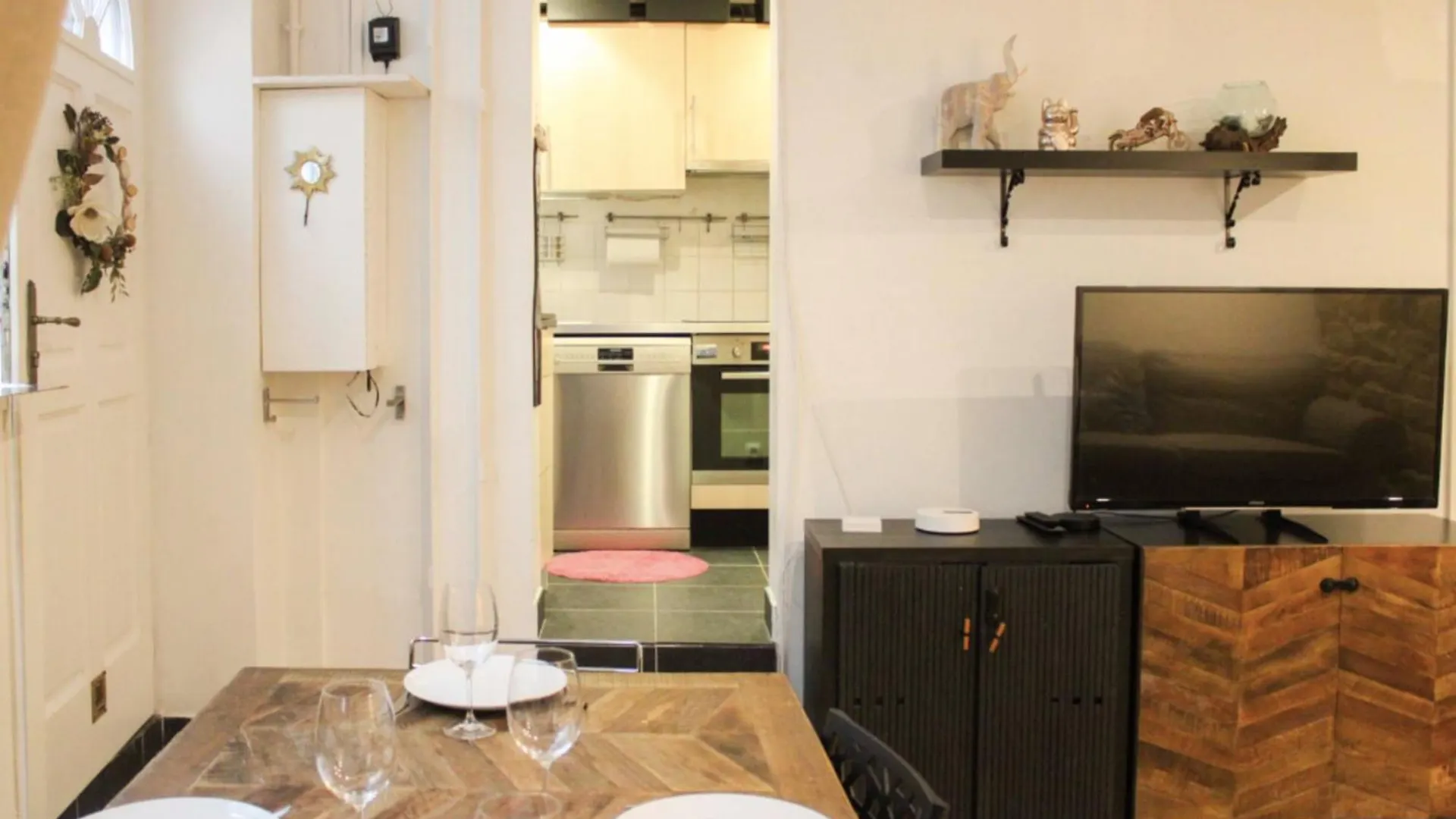 Comfortable Apartment In The Heart Of Paris 0*,  Frankreich